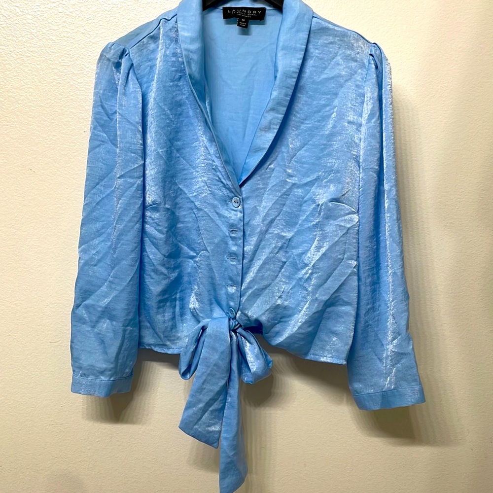 Baby blue, semi-crop button shirt, soft and comfortable material.